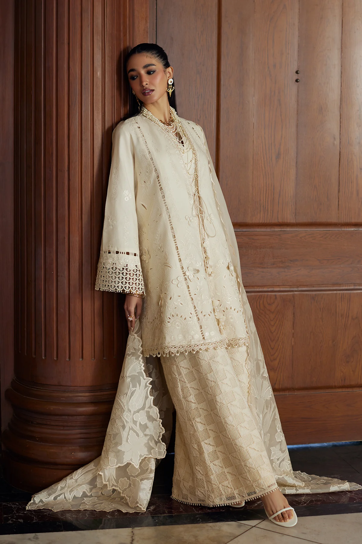 LIZA - Image 7