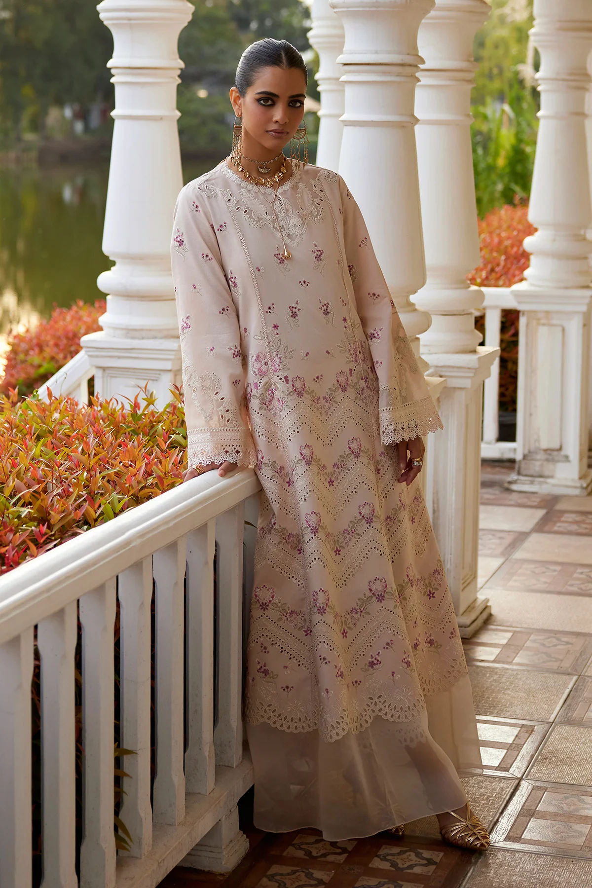 MELINA - Image 8